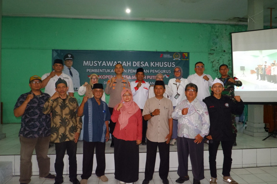 MUSYAWARAH DESA KHUSUS PEMBENTUKAN DAN PEMILIHAN KOPERASI DESA MERAH PUTIH 